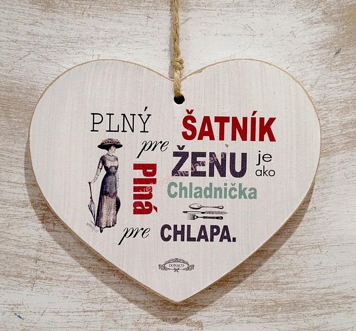 Drevená tabuľka Plný šatník - srdce4